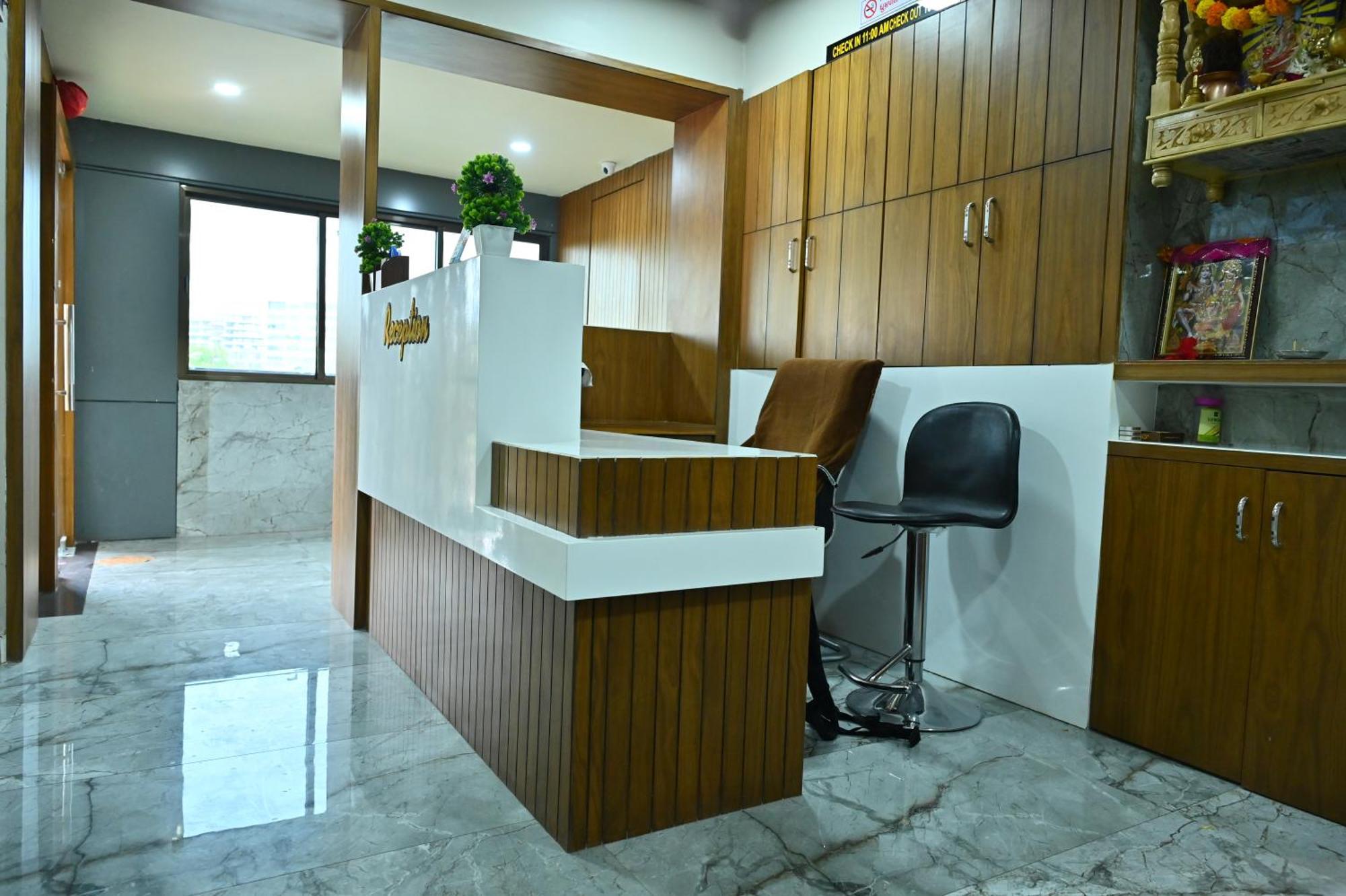 Hotel Sury Villa Ahmedabad Exterior photo